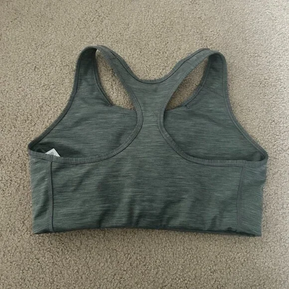 Nike gray sports bra - Picture 2 of 3